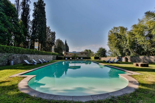 Luxury Villa with Private swimming pool 49 Italian Breaks