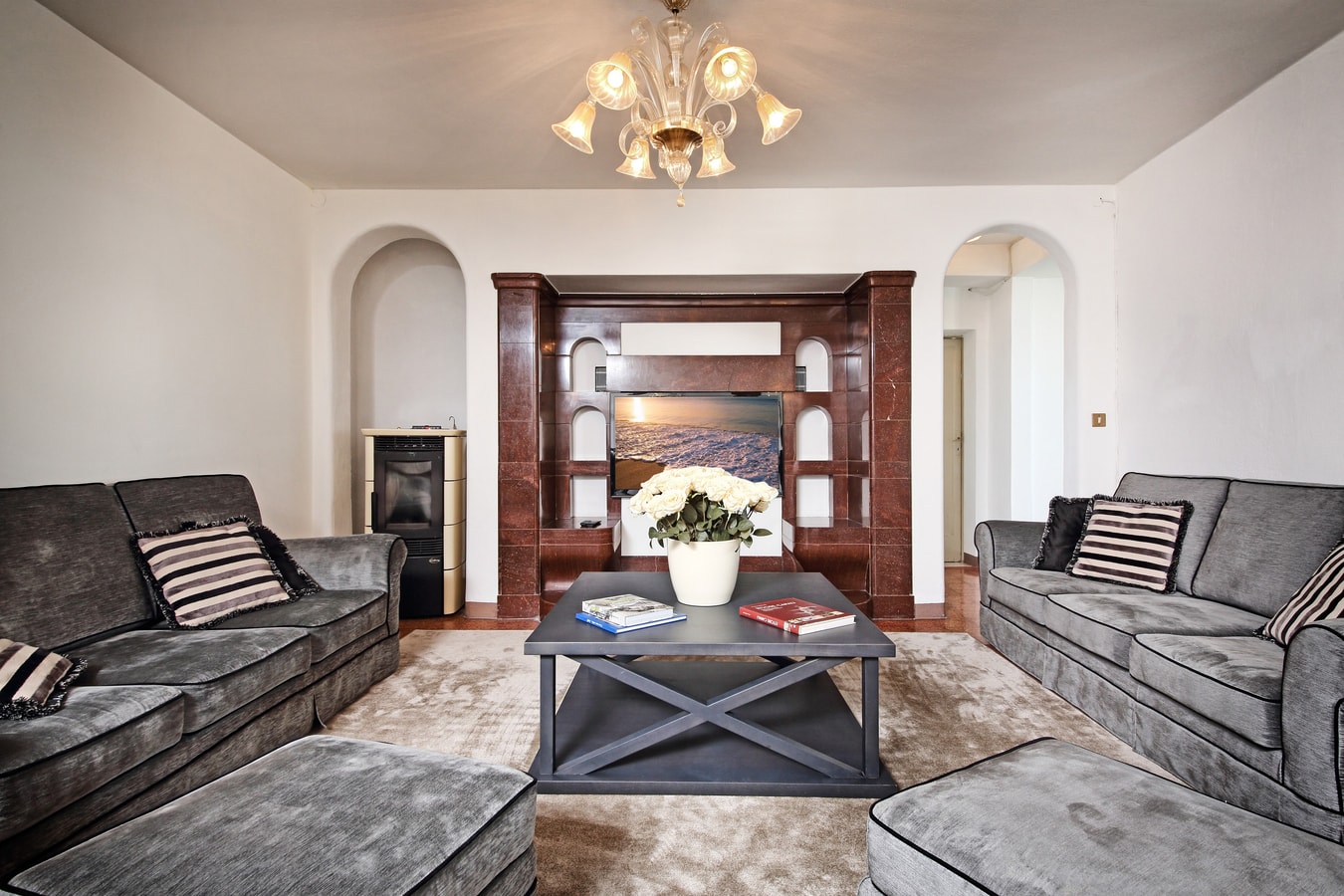 Tenuta Sorgente - Private estate with two pools and lake views, close to town 6 Italian Breaks
