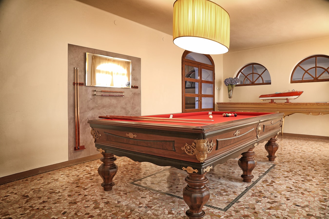 Tenuta Sorgente - Private estate with two pools and lake views, close to town 14 Italian Breaks