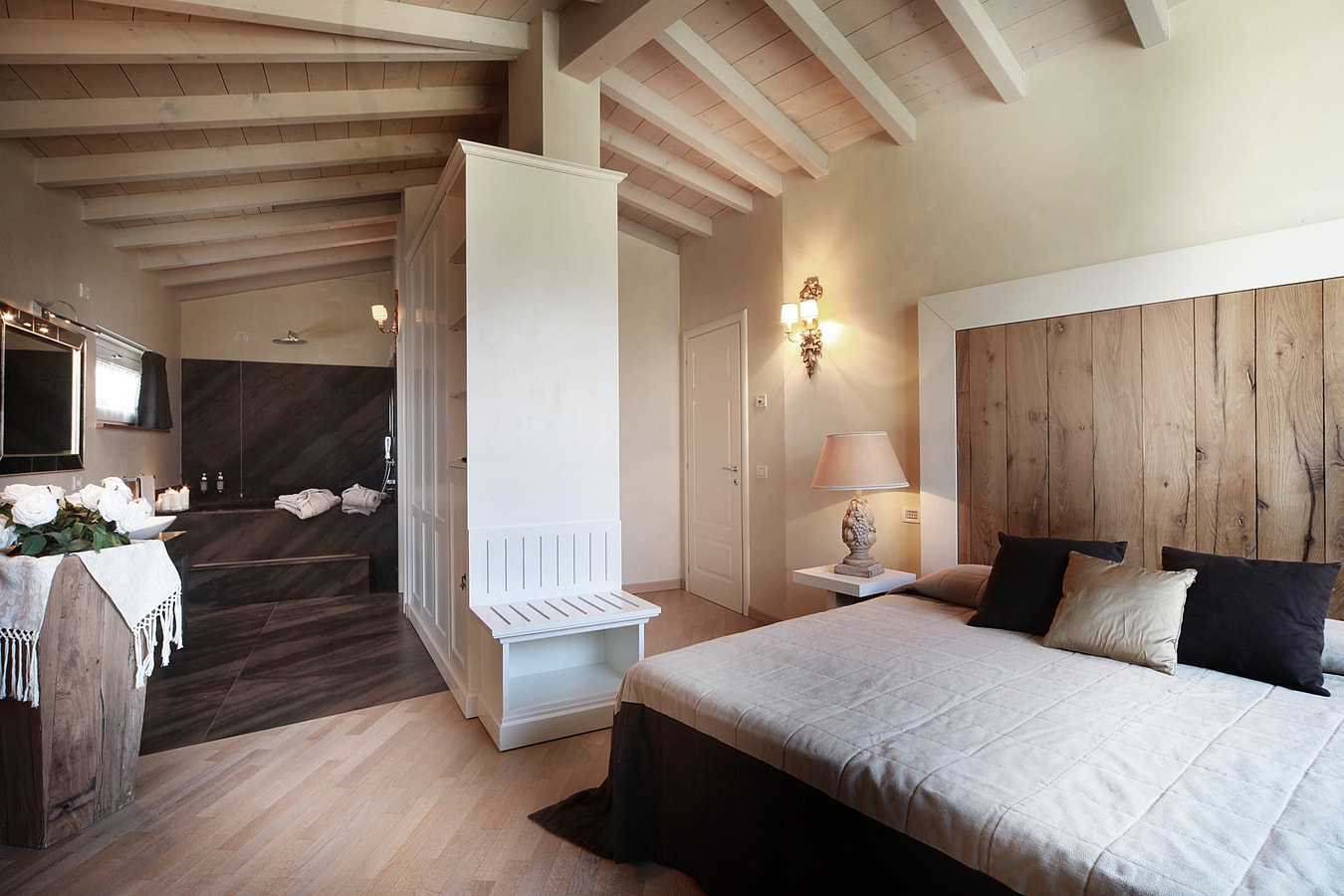 Tenuta Sorgente - Private estate with two pools and lake views, close to town 36 Italian Breaks