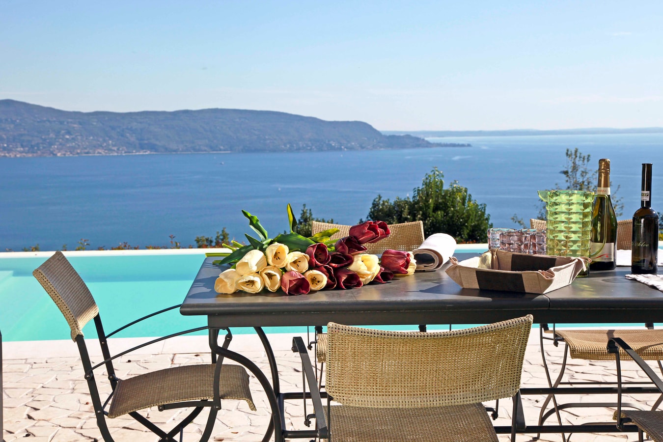 Tenuta Sorgente - Private estate with two pools and lake views, close to town 45 Italian Breaks