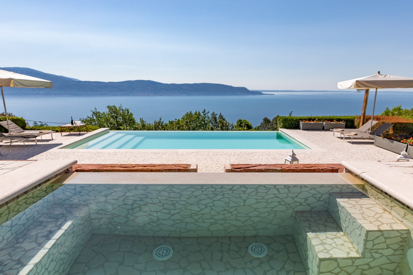 Tenuta Sorgente - Private estate with two pools and lake views, close to town 47 Italian Breaks