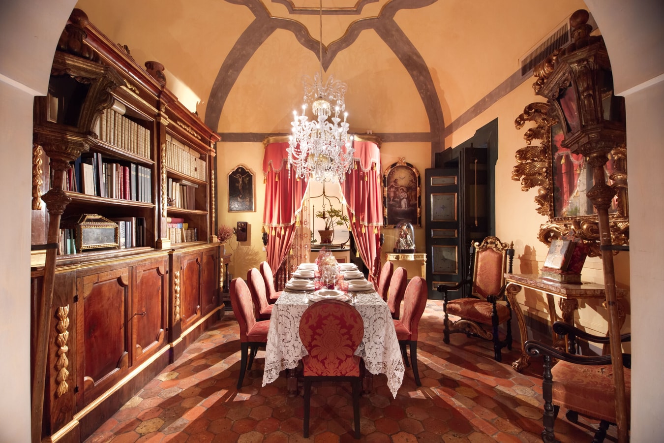 Stunning luxury private villa 8 Italian Breaks