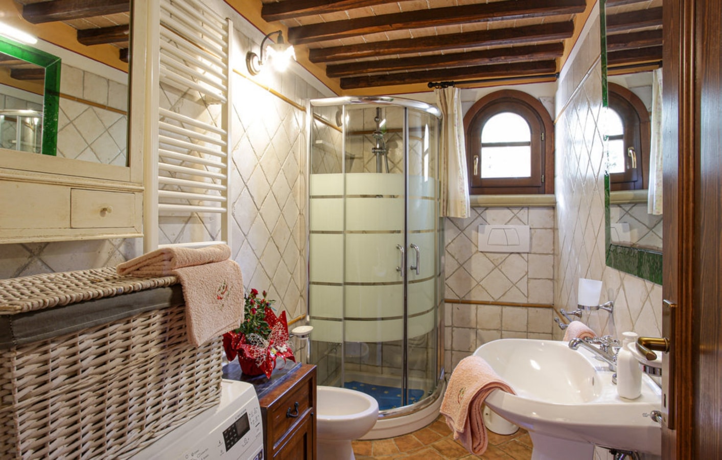 Casa Rialdo - Small family villa with private pool 14 Italian Breaks
