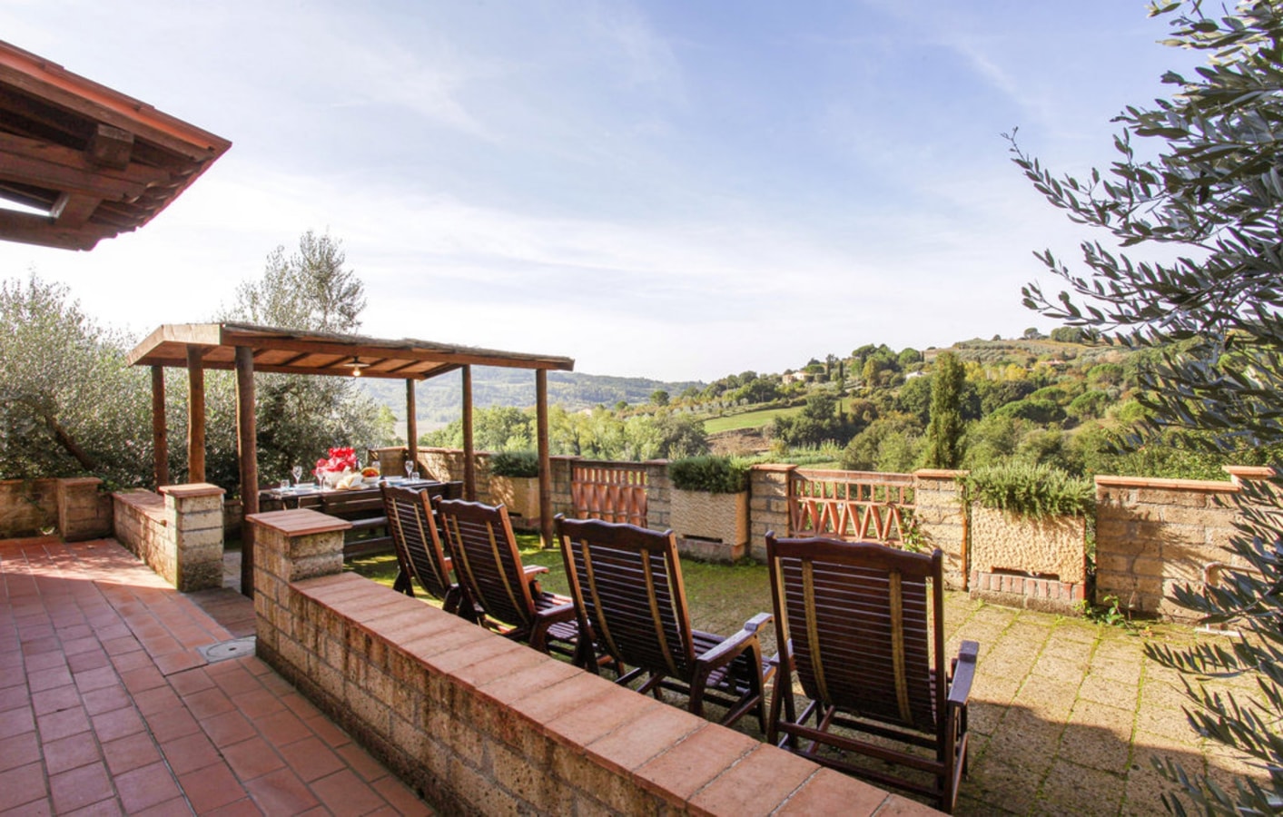 Casa Rialdo - Small family villa with private pool 16 Italian Breaks