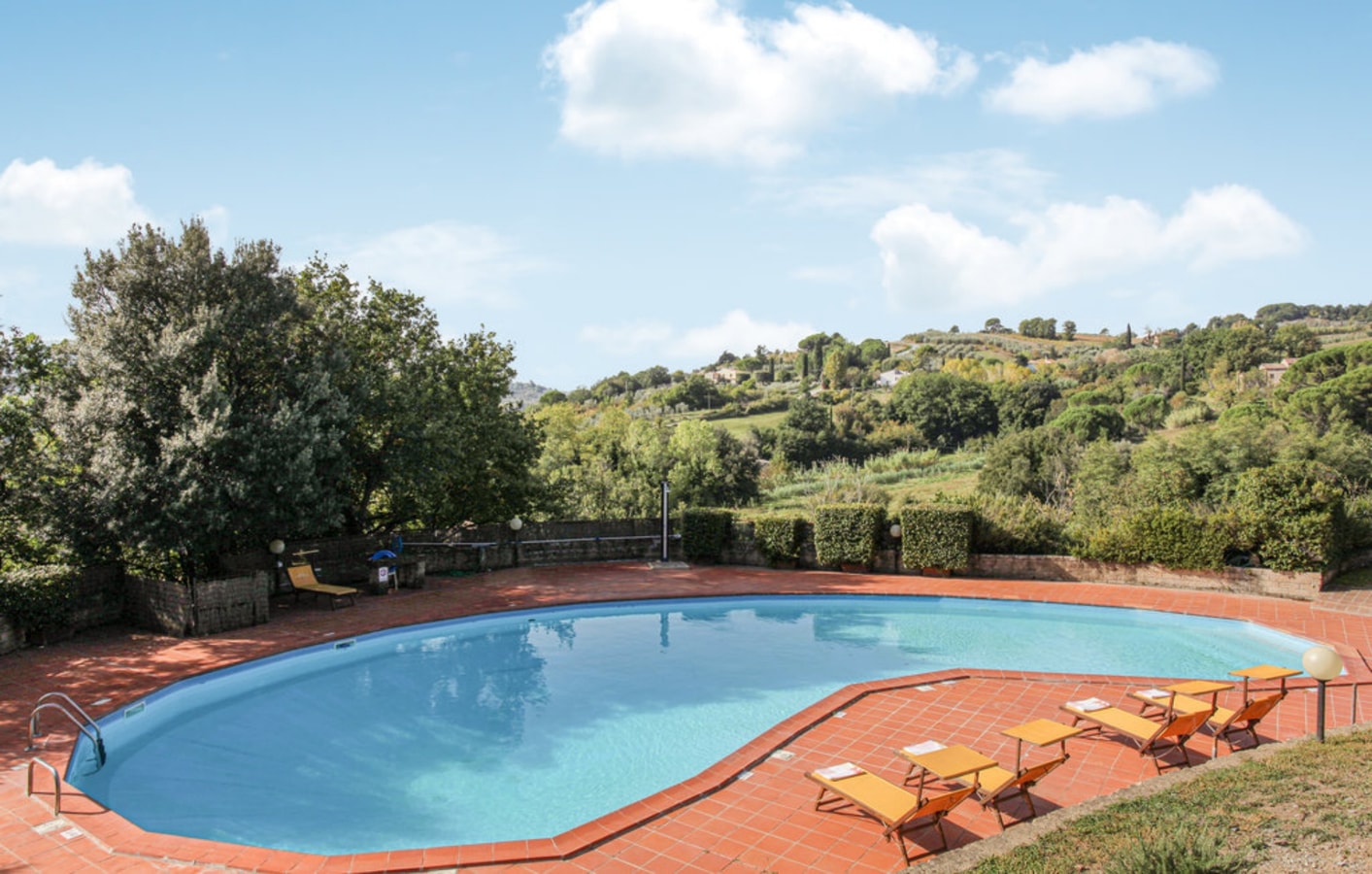 Casa Rialdo - Small family villa with private pool 18 Italian Breaks