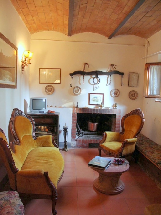 Casa Lugina - country house with private pool 10 Italian Breaks