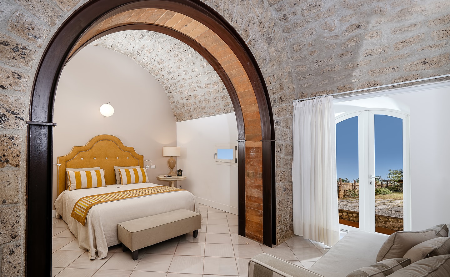 Luxury property with sea views in Sorrento centre 19 Italian Breaks