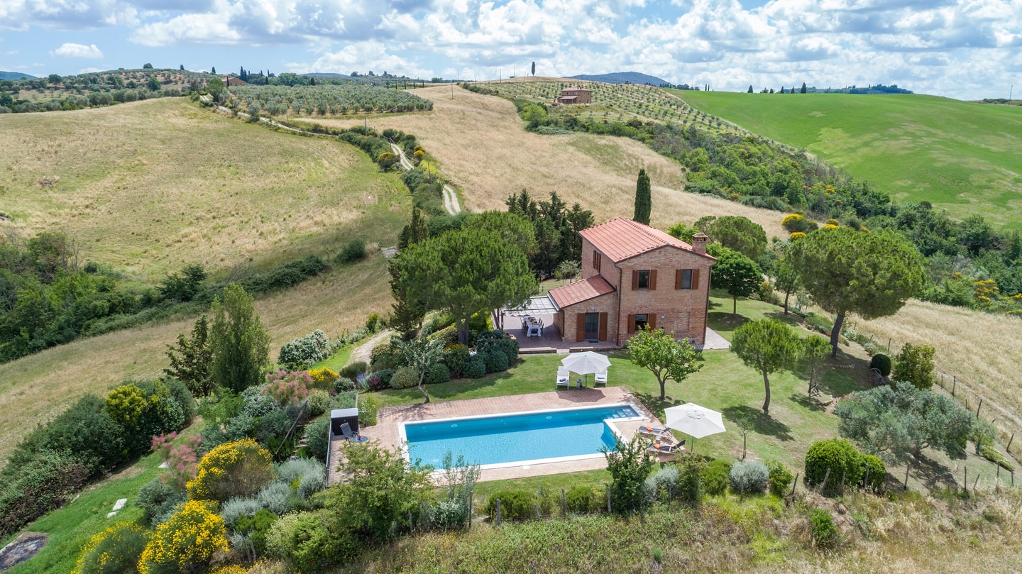 Casa Castello - Tuscan villa with a private pool 1 Italian Breaks