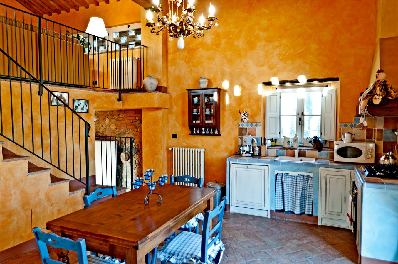 Betony Cottage - Tuscan cottage with private pool 6 Italian Breaks