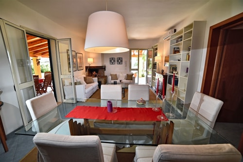 Private villa with swimming pool in Sicily 2 Italian Breaks