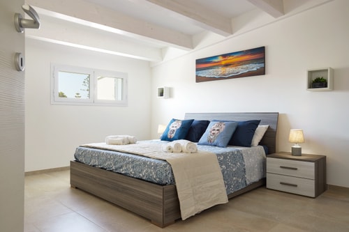 Private villa with swimming pool in Sicily 8 Italian Breaks