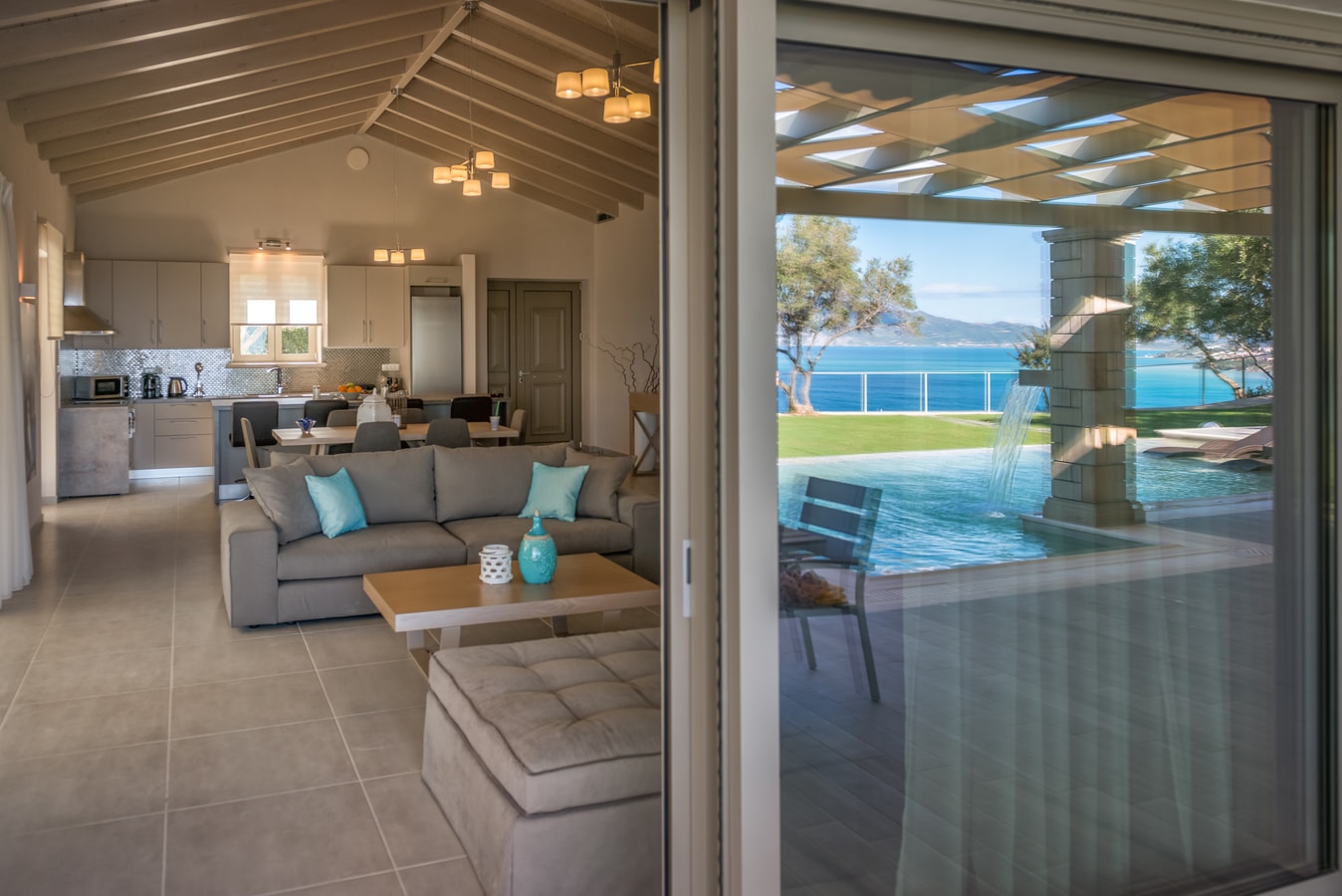 Villa Zenais, Luxury with swimming pool 5 My Villa Breaks