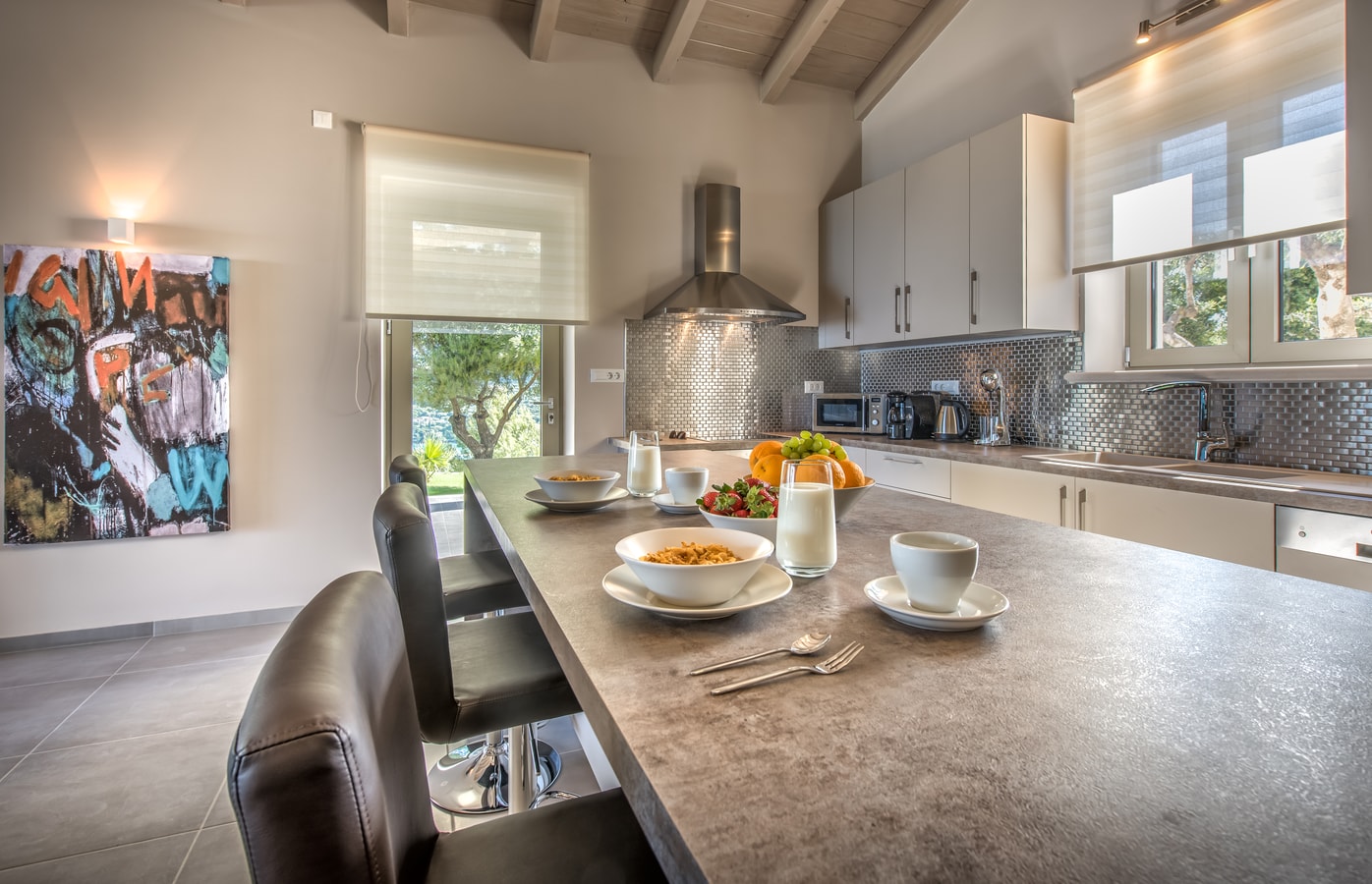 Villa Zenais, Luxury with swimming pool 6 My Villa Breaks