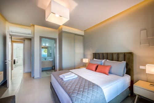 Villa Zenais, Luxury with swimming pool 13 My Villa Breaks