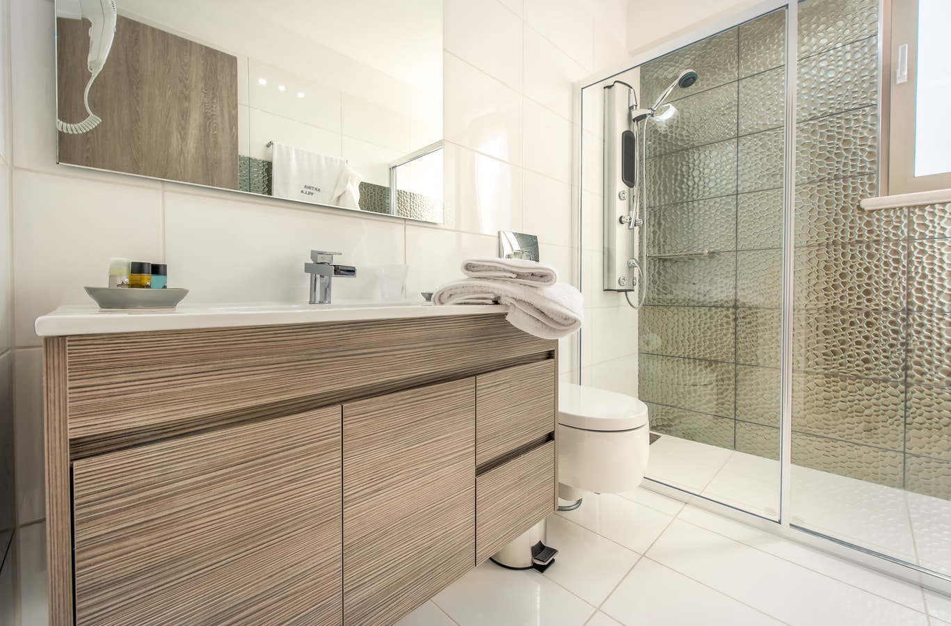 Villa Zenais, Luxury with swimming pool 16 My Villa Breaks