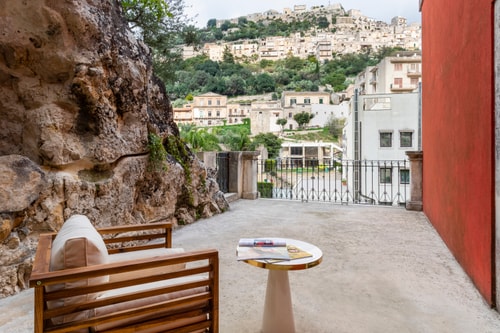 Private villa with swimming pool in Sicily 1 The Prestige Villa Collection