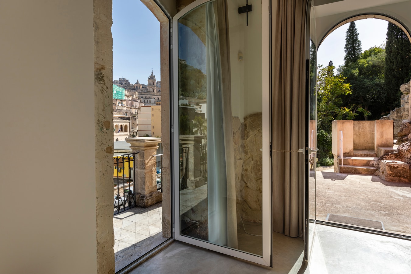 Private villa with swimming pool in Sicily 10 The Prestige Villa Collection