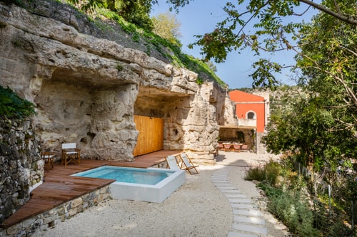Private villa with swimming pool in Sicily 20 The Prestige Villa Collection