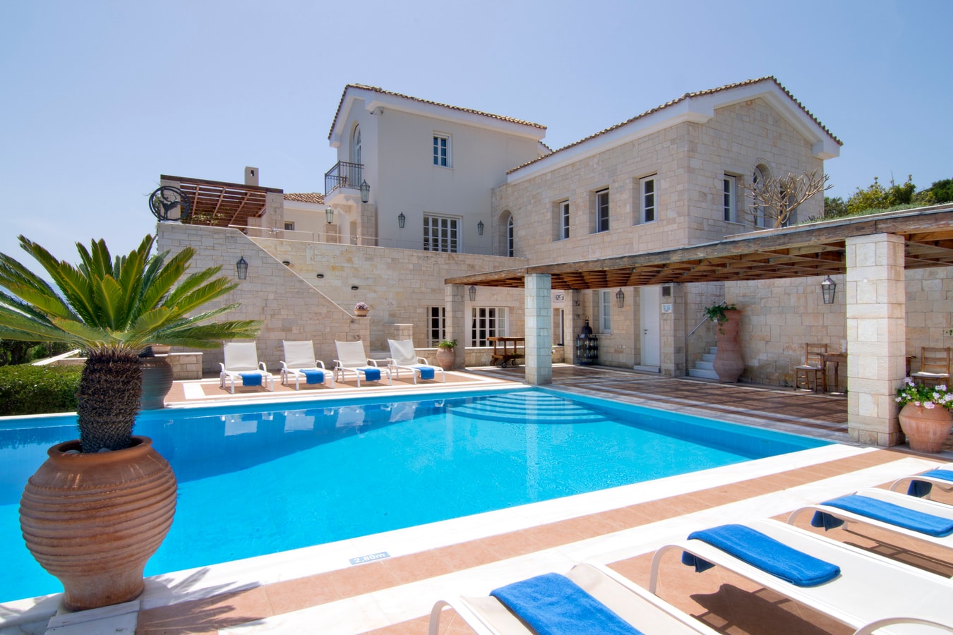 Luxury modern villa with swimming pool in Crete My Villa Breaks