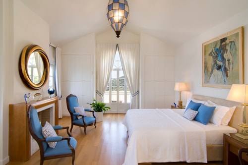 Luxury modern villa with swimming pool in Crete 14 My Villa Breaks