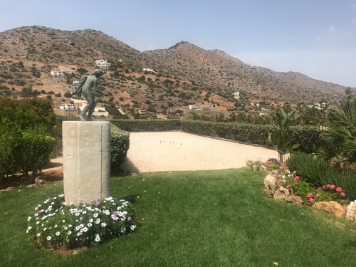 Luxury modern villa with swimming pool in Crete 26 My Villa Breaks