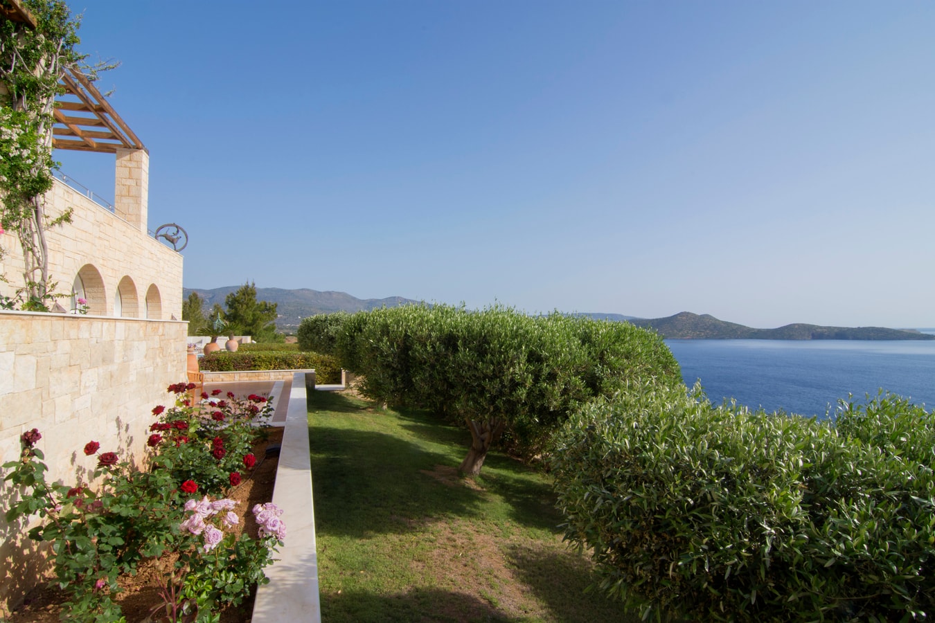 Luxury modern villa with swimming pool in Crete 33 My Villa Breaks