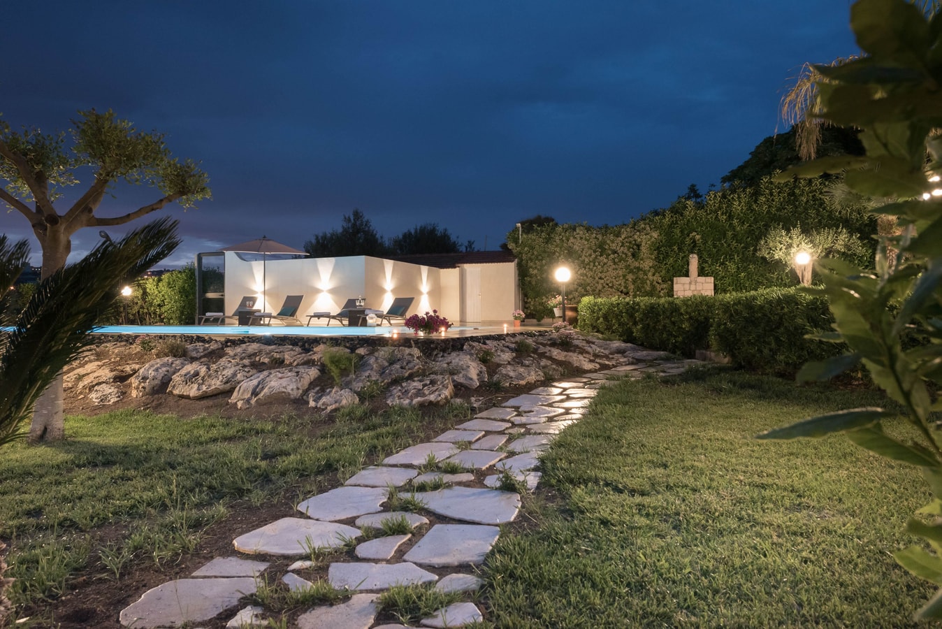 Private villa with swimming pool in Sicily 25 Italian Breaks