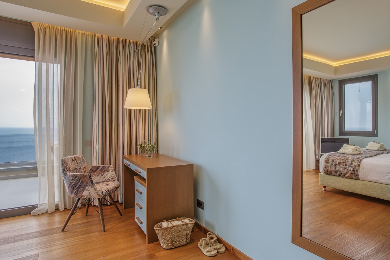 Luxury modern villa with swimming pool 22 The Prestige Villa Collection