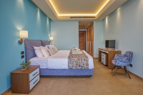 Luxury modern villa with swimming pool 26 The Prestige Villa Collection