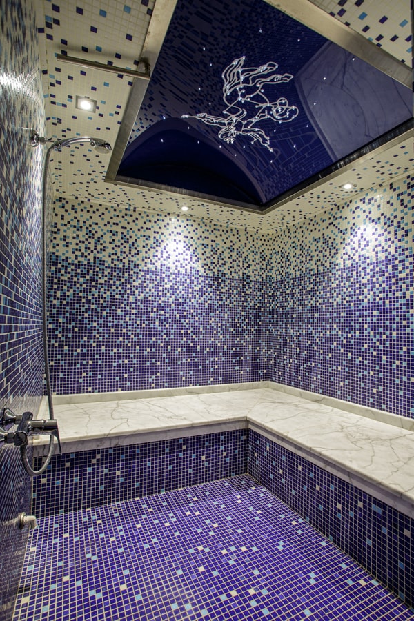 Luxury modern villa with swimming pool 32 The Prestige Villa Collection