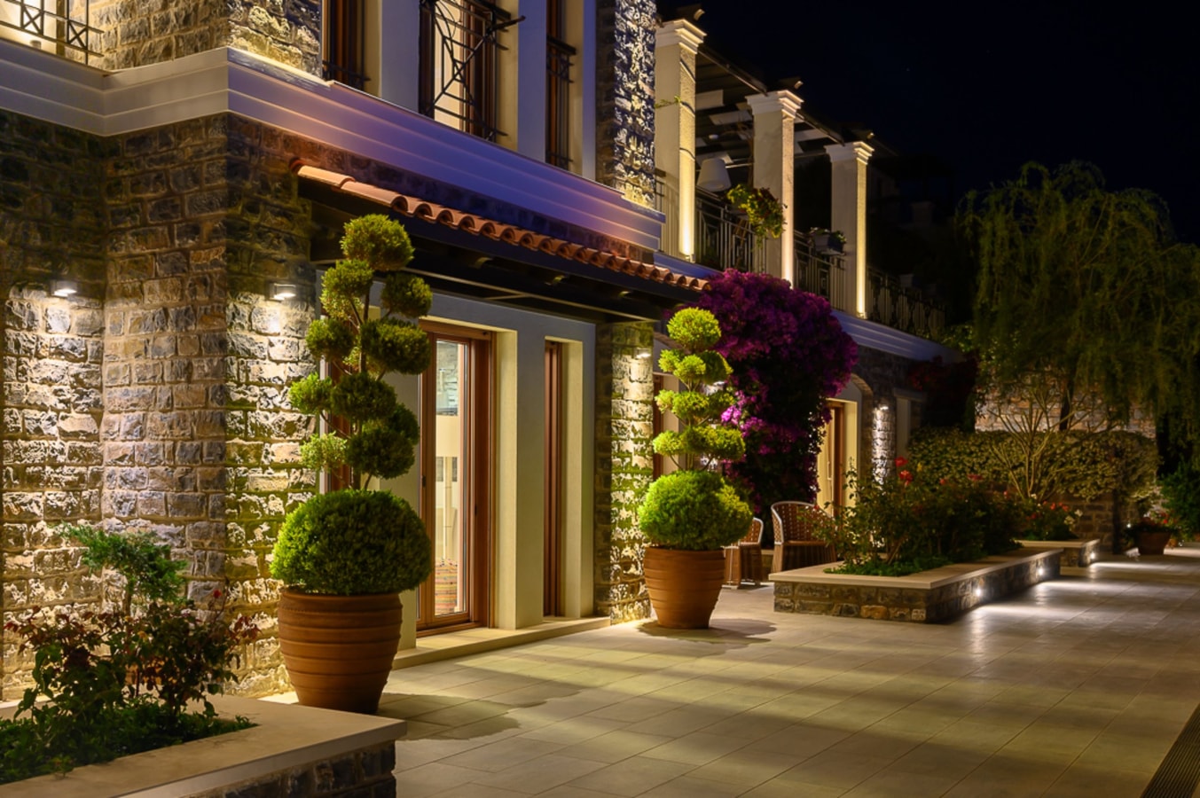 Luxury modern villa with swimming pool in Crete 26 My Villa Breaks