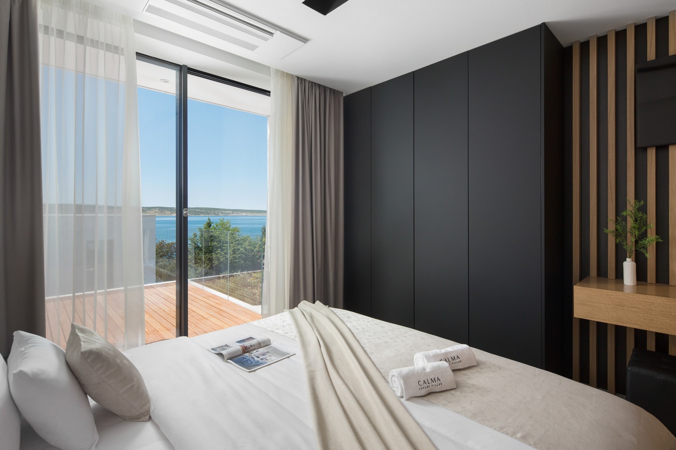 Villa Mojca - Private modern villa with pool, Zadar Riviera 8 My Villa Breaks