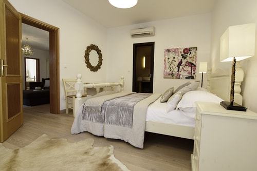 Villa Josipa - Luxury modern villa with pool in Croatia 11 My Villa Breaks