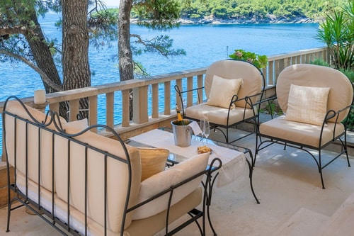 Villa Josipa - Luxury modern villa with pool in Croatia 22 My Villa Breaks