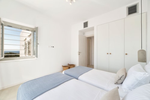 Villa Larysa, Luxury villa with swimming pool 19 My Villa Breaks