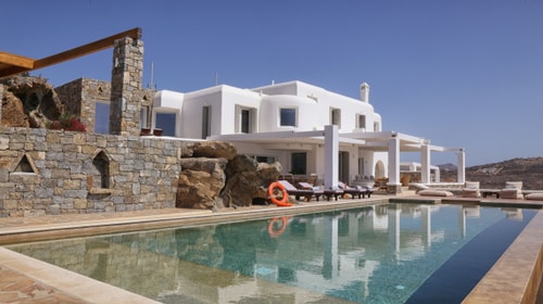 Luxury modern villa with swimming pool in Mykonos 0 My Villa Breaks