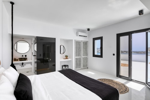 Luxury modern villa with swimming pool in Mykonos 1 My Villa Breaks