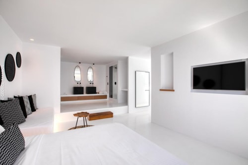 Luxury modern villa with swimming pool in Mykonos 29 My Villa Breaks