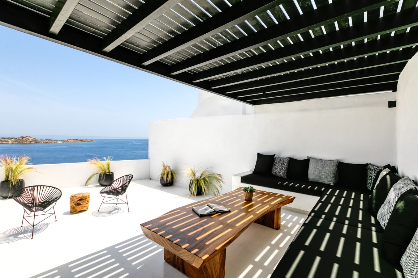 Luxury modern villa with swimming pool in Mykonos 36 My Villa Breaks
