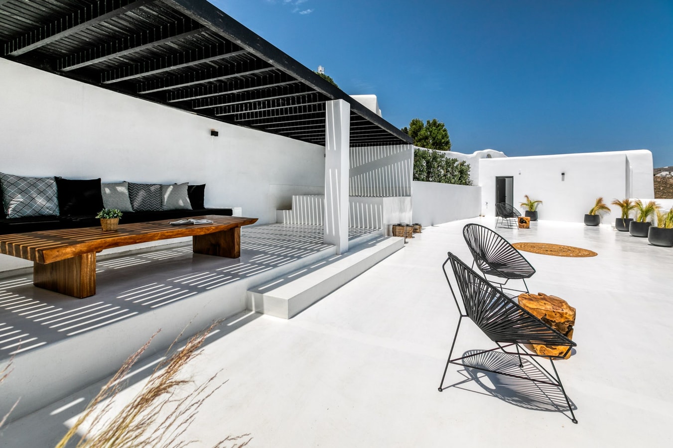 Luxury modern villa with swimming pool in Mykonos 40 My Villa Breaks