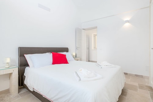 Private villa with swimming pool in Puglia 3 Villas in Italy