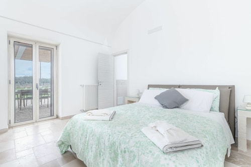 Private villa with swimming pool in Puglia 11 Villas in Italy