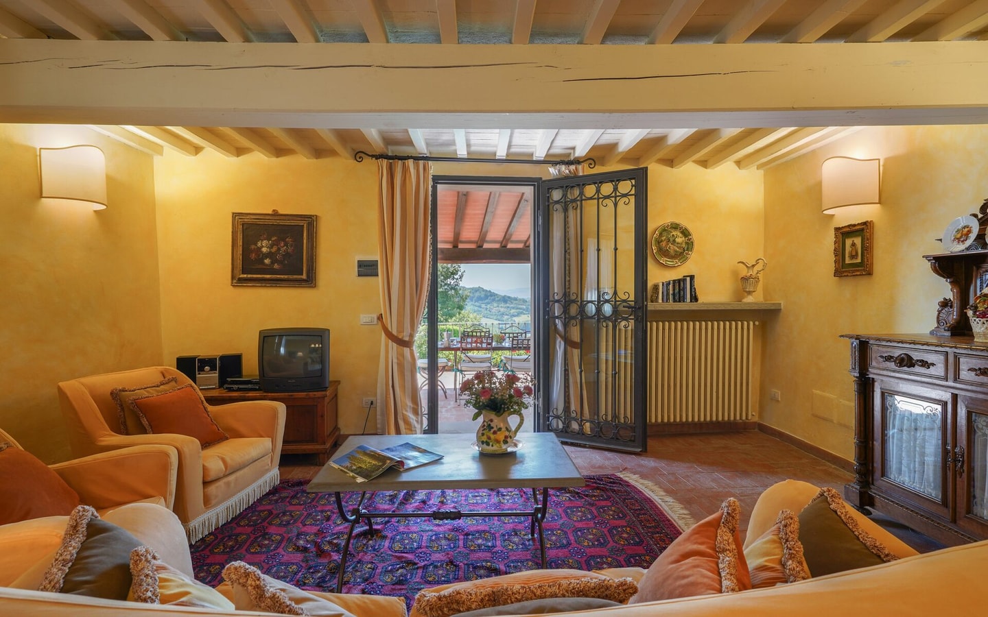 Villa Violante - Private villa with pool in Tuscany 6 Italian Breaks