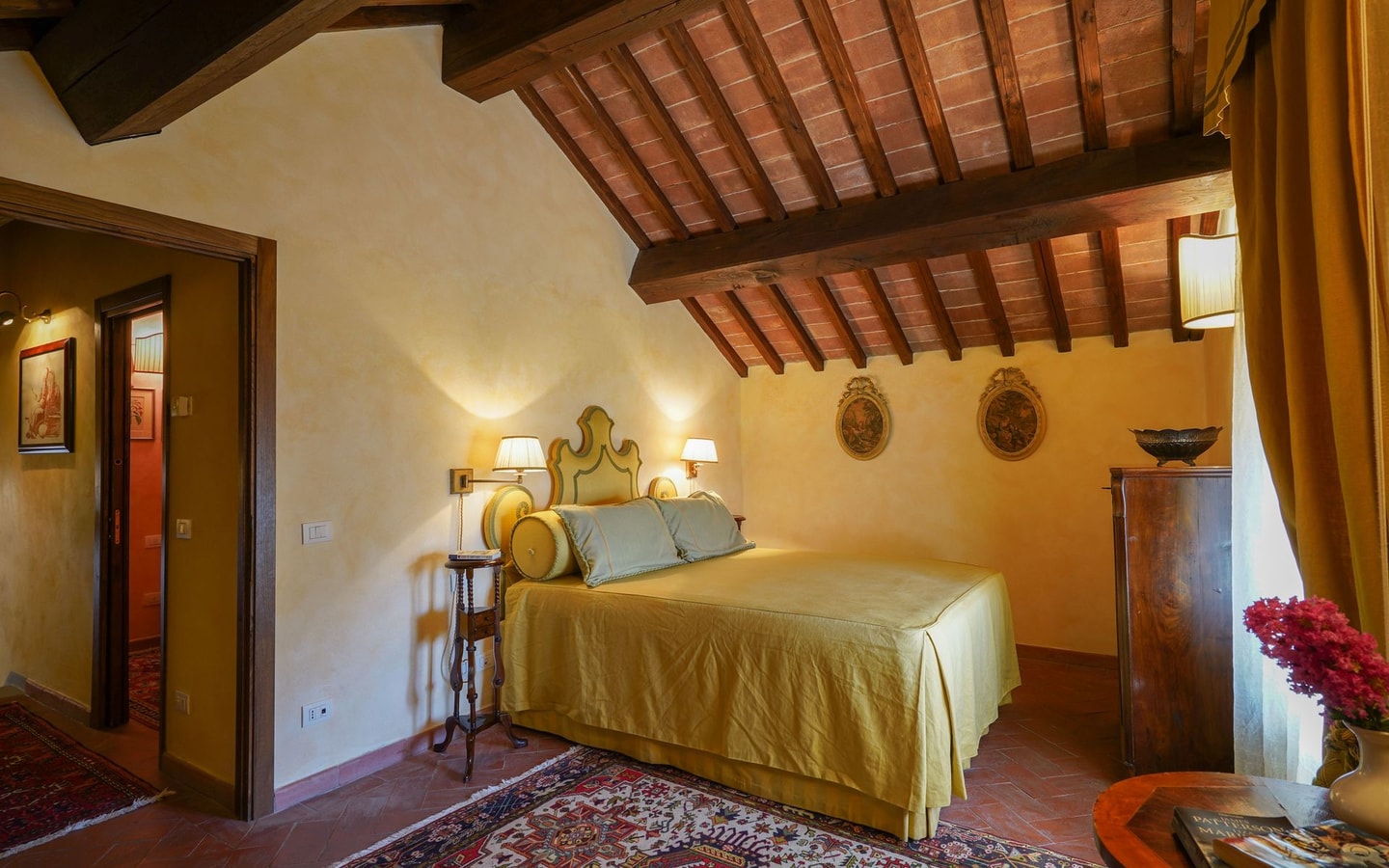 Villa Violante - Private villa with pool in Tuscany 15 Italian Breaks