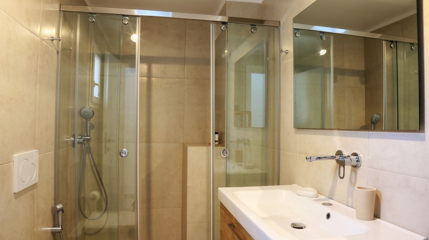 Luxury modern villa with swimming pool in Mykonos 23 My Villa Breaks