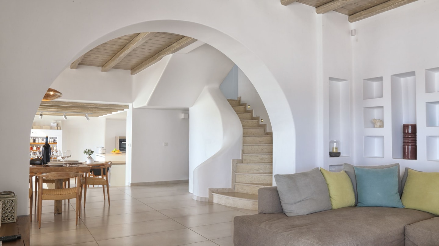 Luxury modern villa with swimming pool in Mykonos 11 My Villa Breaks