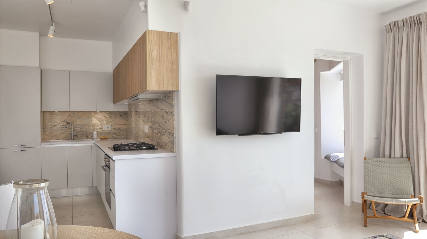 Luxury modern villa with swimming pool in Mykonos 29 My Villa Breaks