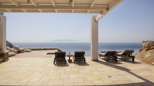 Luxury modern villa with swimming pool in Mykonos 41 My Villa Breaks