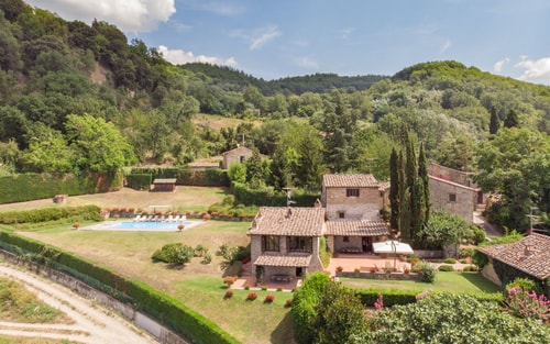 Villa Nocella - Private villa with pool in Tuscany 1 Italian Breaks